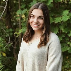 Meet your Posher, Julia